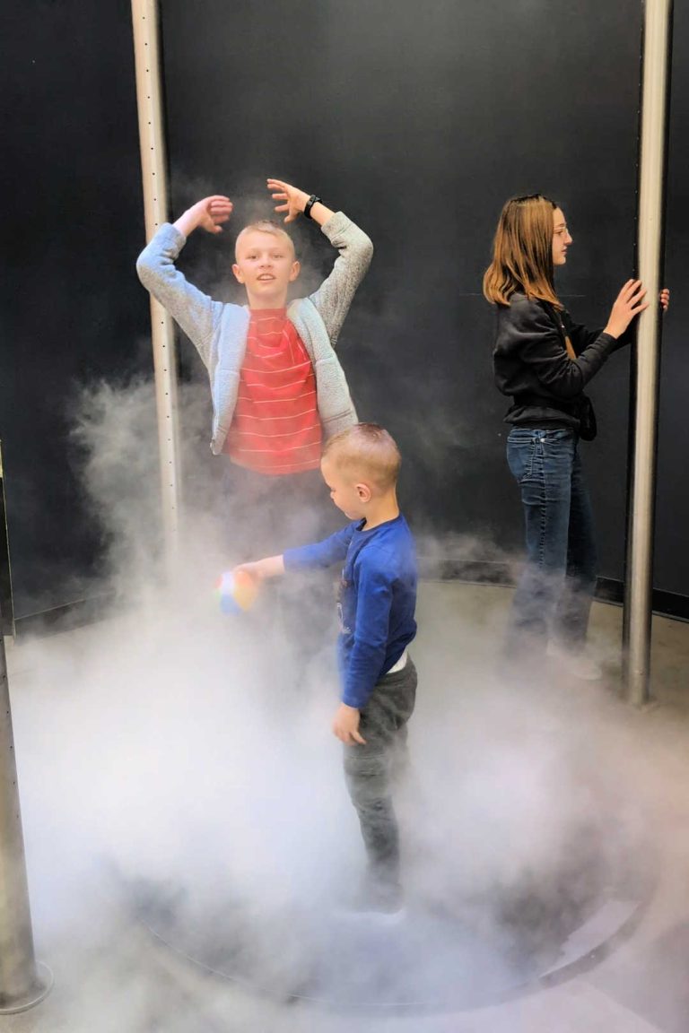 The Best Family Science Museum in LA: A Guide to Discovery Cube Los Angeles